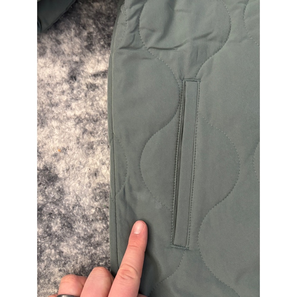 NWT Travis Mathew Men Large Come What May Green Quilted Bomber Jacket $ 189.00 - Picture 5 of 10